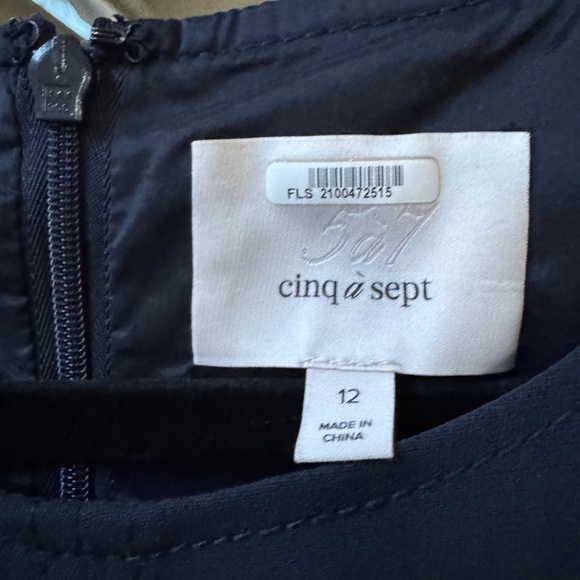 Cinq a Sept Catriona Navy Halter Sheath Cocktail Dress-pleated bottom-size 12 - Picture 3 of 6